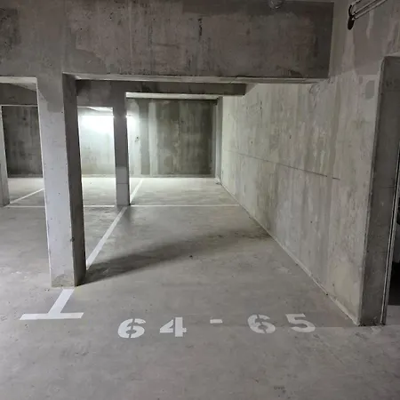 דירה Frida, Terrasse Exposee Plein Sud, Wifi, Parking Double, לה רושל