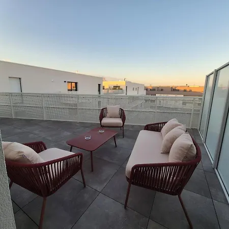 Frida, Terrasse Exposee Plein Sud, Wifi, Parking Double, * La Rochelle (Charente-Maritime)