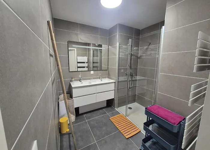 Frida, Terrasse Exposée Plein Sud, Wifi, Parking Double, La Rochelle (Charente-Maritime)