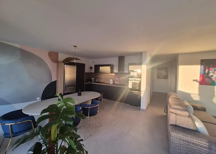 Apartamento Frida, Terrasse Exposée Plein Sud, Wifi, Parking Double, La Rochelle (Charente-Maritime)