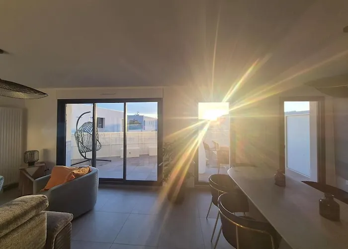 Frida, Terrasse Exposée Plein Sud, Wifi, Parking Double, *