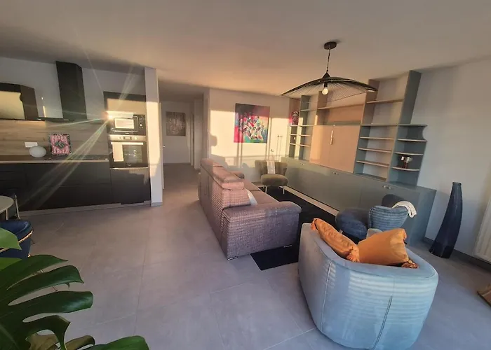 Apartamento Frida, Terrasse Exposée Plein Sud, Wifi, Parking Double, La Rochelle (Charente-Maritime)