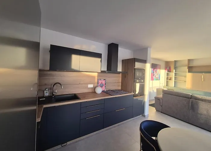 Apartamento Frida, Terrasse Exposée Plein Sud, Wifi, Parking Double, La Rochelle (Charente-Maritime)